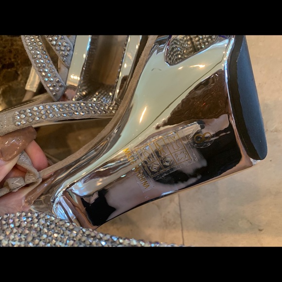 New Rhinestone Pleaser Heels Size 8 - Picture 6 of 6